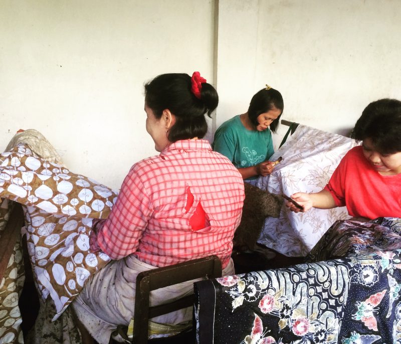 Confection de batik à Yogyakarta